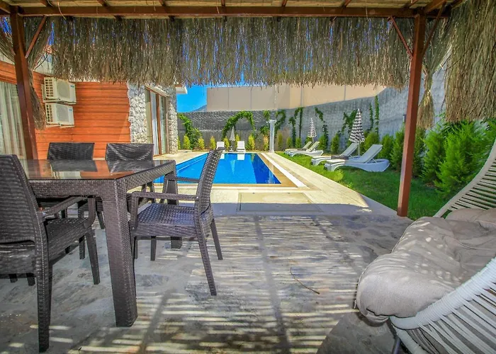 Patara Deluxe 3+1 Villa, Oezel Havuzlu, فيلة فتحية